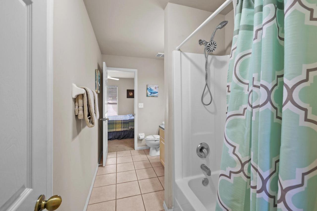 Family Vacation, Heated Pool, Wake Up To Enjoy The Sunrise - Villa Pine Island Cape Coral Bagian luar foto